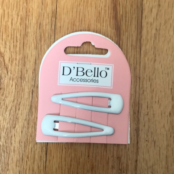D’Bello Accessories Accessories - NWT New D’Bello Accessories 2 white hair clips
